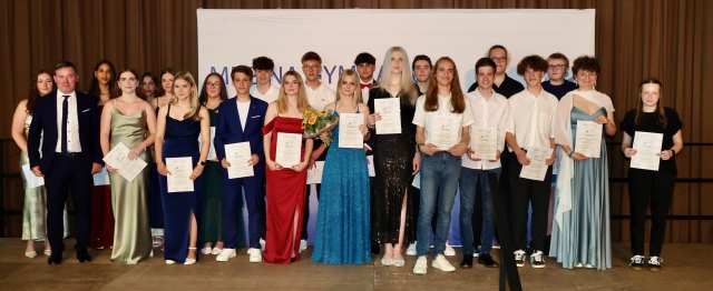 10d